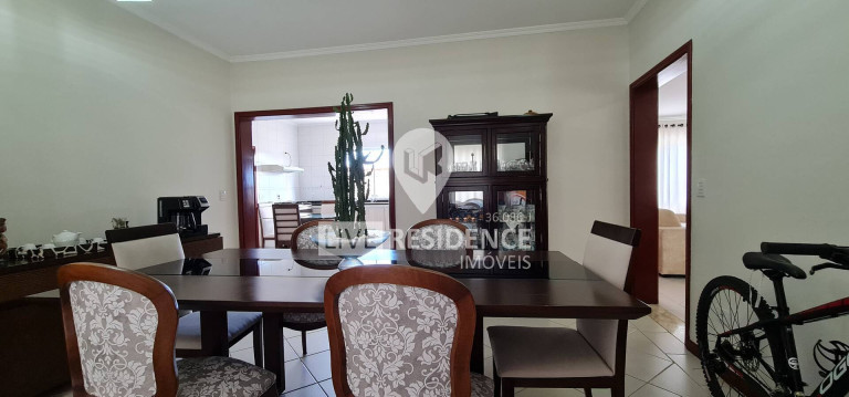 Imagem Casa com 4 Quartos à Venda, 350 m² em Condomínio Itatiba Country Club - Itatiba