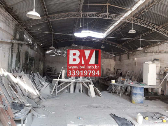 Imóvel Comercial à Venda, 545 m² em Rocha Miranda - Rio De Janeiro
