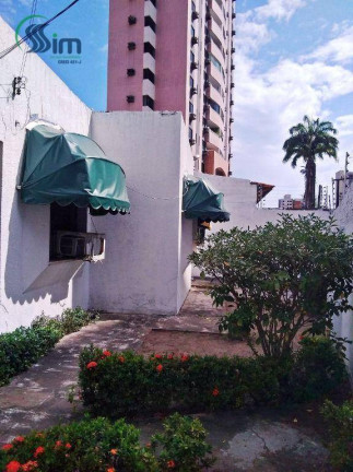 Imagem Casa com 4 Quartos à Venda, 151 m² em Cocó - Fortaleza Imagem Casa com 4 Quartos à Venda, 151 m² em Cocó - Fortaleza