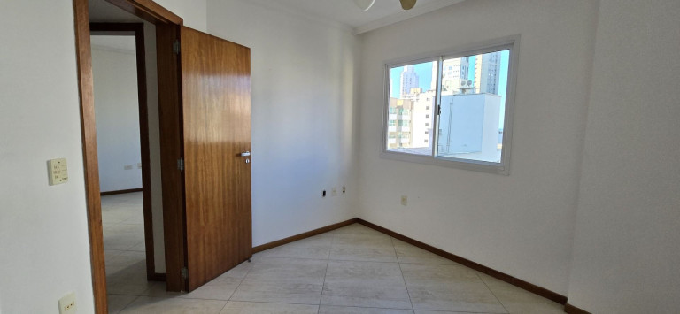 Imagem Apartamento com 3 Quartos à Venda, 114 m² em 2 Quadra Centro - Balneário Camboriú