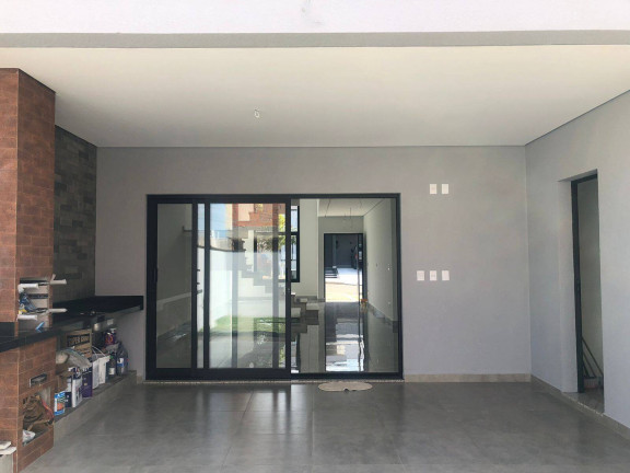 Imagem Casa com 4 Quartos à Venda, 220 m² em Hortolândia