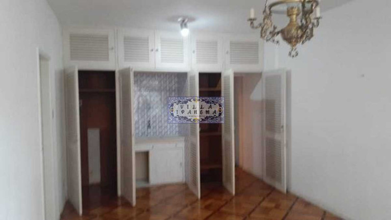 Imagem Apartamento com 3 Quartos à Venda, 136 m² em Centro - Petropolis Imagem Apartamento com 3 Quartos à Venda, 136 m² em Centro - Petropolis