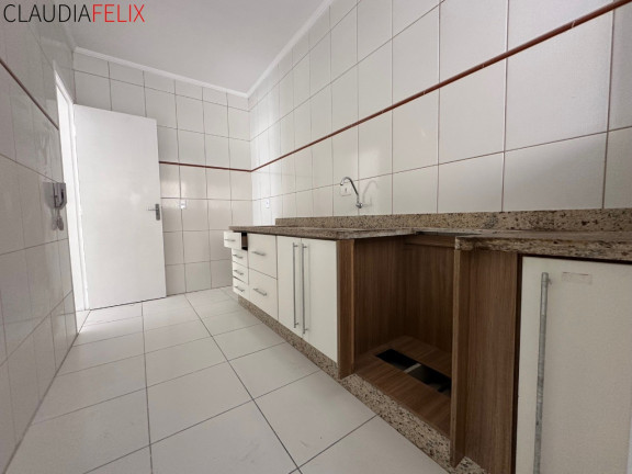 Imagem Imóvel com 2 Quartos à Venda, 80 m² em Canto Do Forte - Praia Grande Imagem Imóvel com 2 Quartos à Venda, 80 m² em Canto Do Forte - Praia Grande