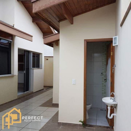 Imagem Casa com 4 Quartos para Alugar, 200 m² em Independência - Taubaté Imagem Casa com 4 Quartos para Alugar, 200 m² em Independência - Taubaté