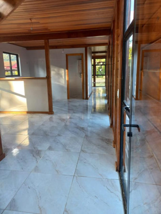 Imagem Casa com 3 Quartos à Venda, 523 m² em Vale Alpino - Teresópolis Imagem Casa com 3 Quartos à Venda, 523 m² em Vale Alpino - Teresópolis
