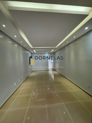 Imagem Casa com 3 Quartos à Venda, 400 m² em Guará I - Brasília Imagem Casa com 3 Quartos à Venda, 400 m² em Guará I - Brasília