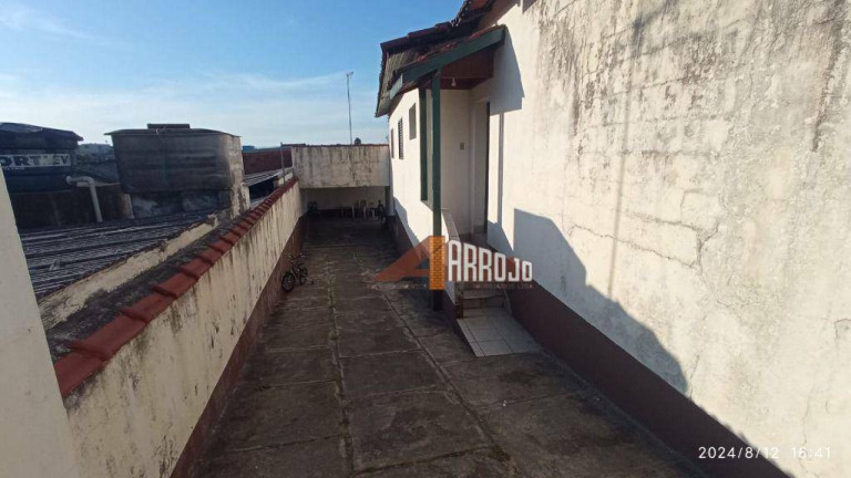 Imagem Casa com 6 Quartos à Venda, 120 m² em Ermelino Matarazzo - São Paulo Imagem Casa com 6 Quartos à Venda, 120 m² em Ermelino Matarazzo - São Paulo