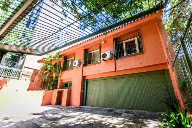 Imagem Imóvel com 4 Quartos à Venda, em Passo Da Areia - Porto Alegre Imagem Imóvel com 4 Quartos à Venda, em Passo Da Areia - Porto Alegre