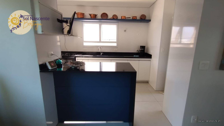 Imagem Casa com 3 Quartos à Venda, 221 m² em Indaiá - Bertioga Imagem Casa com 3 Quartos à Venda, 221 m² em Indaiá - Bertioga
