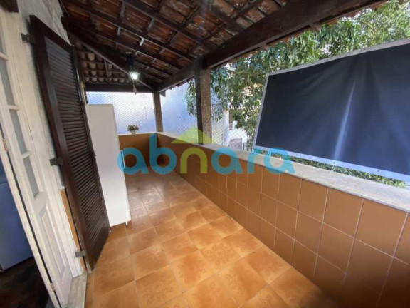 Imagem Casa com 4 Quartos à Venda, 300 m² em Copacabana - Rio De Janeiro