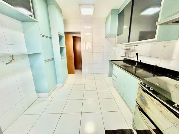Imagem Apartamento com 3 Quartos à Venda, 115 m² em Embaré - Santos