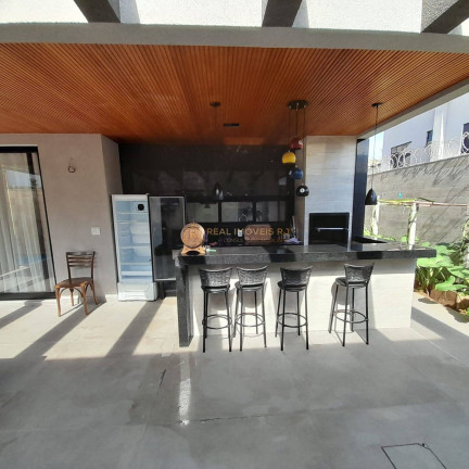 Imagem Casa com 3 Quartos à Venda, 420 m² em Vargem Pequena - Rio De Janeiro Imagem Casa com 3 Quartos à Venda, 420 m² em Vargem Pequena - Rio De Janeiro