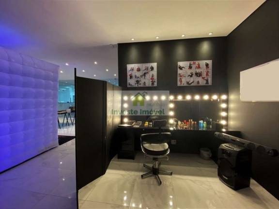 Imagem Sala Comercial à Venda, 1.566 m² em Granja Viana - Cotia