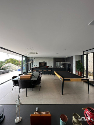 Imagem Casa de Condomínio com 3 Quartos à Venda, 510 m² em Cacupé - Florianópolis