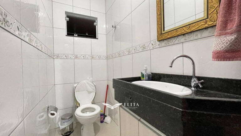 Imagem Sobrado com 3 Quartos à Venda, 150 m² em Los Angeles - Barra Velha Imagem Sobrado com 3 Quartos à Venda, 150 m² em Los Angeles - Barra Velha