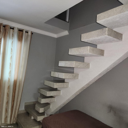 Imagem Casa com 3 Quartos à Venda, 180 m² em Quitaúna - Osasco