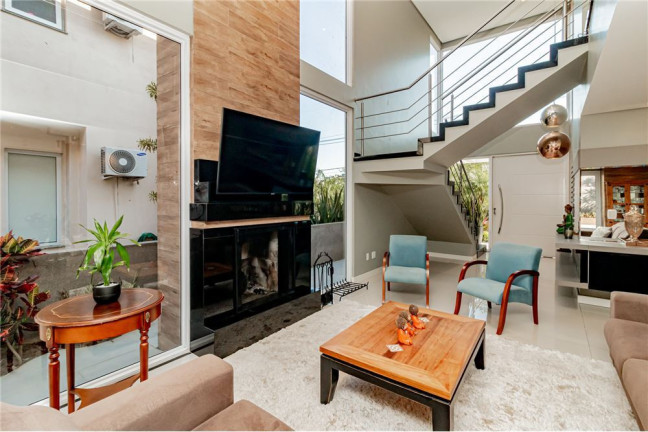 Imagem Casa com 4 Quartos à Venda, em Centro - Viamão Imagem Casa com 4 Quartos à Venda, em Centro - Viamão
