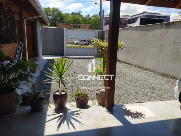 Imagem Casa com 2 Quartos à Venda, 180 m² em Espinheiros - Itajaí Imagem Casa com 2 Quartos à Venda, 180 m² em Espinheiros - Itajaí