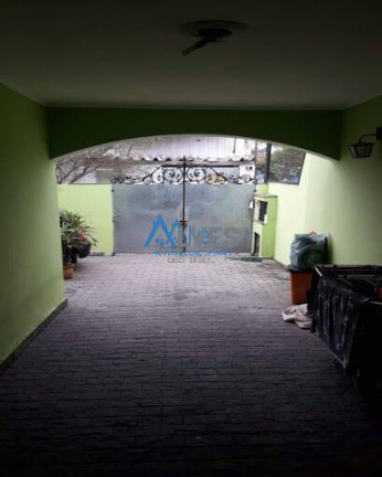 Imagem Casa com 4 Quartos à Venda, 250 m² em Santa Teresinha - Santo André Imagem Casa com 4 Quartos à Venda, 250 m² em Santa Teresinha - Santo André