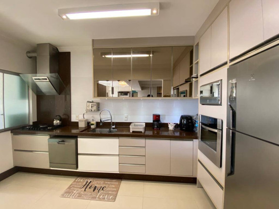 Imagem Apartamento com 3 Quartos à Venda, 310 m² em Centro - Balneário Camboriú