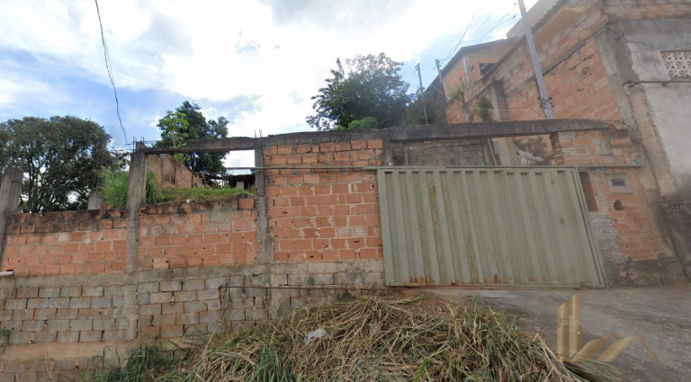 Imagem Casa com 2 Quartos à Venda, 360 m² em Rosimeire (justinópolis) - Ribeirão Das Neves Imagem Casa com 2 Quartos à Venda, 360 m² em Rosimeire (justinópolis) - Ribeirão Das Neves
