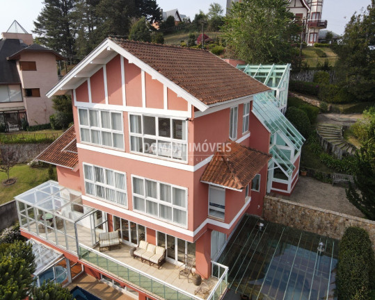 Imagem Casa com 4 Quartos à Venda, 636 m² em Região De Capivari - Campos Do Jordão Imagem Casa com 4 Quartos à Venda, 636 m² em Região De Capivari - Campos Do Jordão