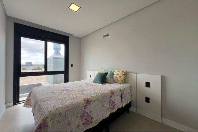 Casa com 4 Quartos à Venda, 213 m² em Centro - Xangri-lá