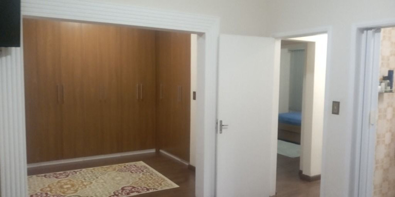 Imagem Casa com 3 Quartos à Venda, 184 m² em Centro - Suzano Imagem Casa com 3 Quartos à Venda, 184 m² em Centro - Suzano