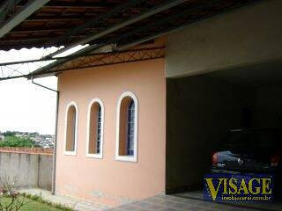 Casa com 3 Quartos à Venda,  em Jd. Maria Amelia I - Jacareí