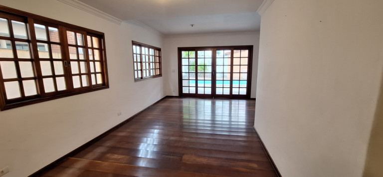 Imagem Casa de Condomínio com 4 Quartos para Alugar, 238 m² em Alphaville - Santana De Parnaíba Imagem Casa de Condomínio com 4 Quartos para Alugar, 238 m² em Alphaville - Santana De Parnaíba