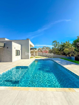 Imagem Casa com 3 Quartos à Venda, 1.000 m² em Usina - Atibaia Imagem Casa com 3 Quartos à Venda, 1.000 m² em Usina - Atibaia