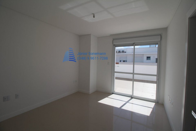 Imagem Cobertura com 3 Quartos à Venda, 410 m² em Centro - Palhoça