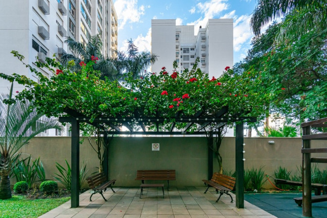 Imagem Apartamento com 2 Quartos à Venda, 67 m² em Passo Da Areia - Porto Alegre Imagem Apartamento com 2 Quartos à Venda, 67 m² em Passo Da Areia - Porto Alegre