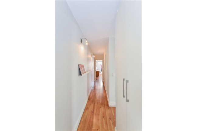 Imagem Casa com 3 Quartos à Venda, em Jardim Das Vertentes - São Paulo Imagem Casa com 3 Quartos à Venda, em Jardim Das Vertentes - São Paulo