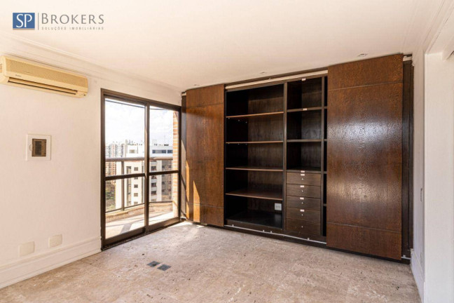 Imagem Imóvel com 5 Quartos à Venda, 592 m² em Vila Andrade - São Paulo Imagem Imóvel com 5 Quartos à Venda, 592 m² em Vila Andrade - São Paulo