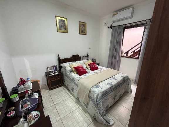 Imagem Sobrado com 5 Quartos à Venda, 258 m² em Barra Do Sai - Itapoá