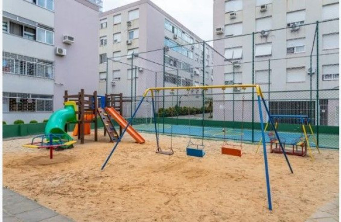 Imagem Apartamento com 3 Quartos à Venda, 80 m² em Vila Ipiranga - Porto Alegre Imagem Apartamento com 3 Quartos à Venda, 80 m² em Vila Ipiranga - Porto Alegre