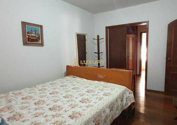 Imagem Imóvel com 4 Quartos à Venda, 150 m² em Lourdes - Belo Horizonte Imagem Imóvel com 4 Quartos à Venda, 150 m² em Lourdes - Belo Horizonte