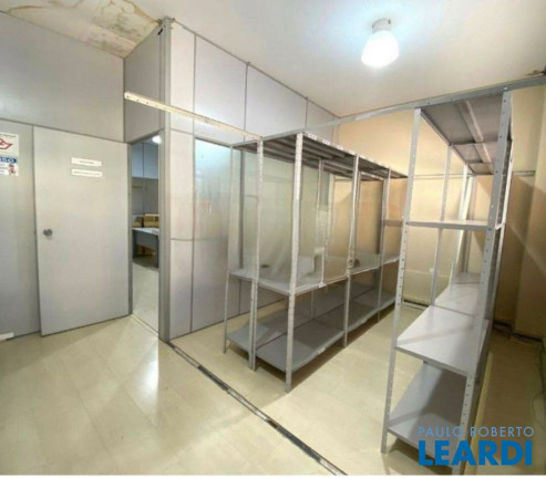 Imagem Sobrado com 2 Quartos à Venda, 550 m² em Osvaldo Cruz - São Caetano Do Sul