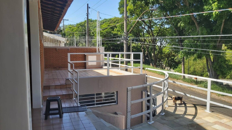 Imagem Casa com 3 Quartos à Venda, 198 m² em Jardim Celani - Valinhos Imagem Casa com 3 Quartos à Venda, 198 m² em Jardim Celani - Valinhos
