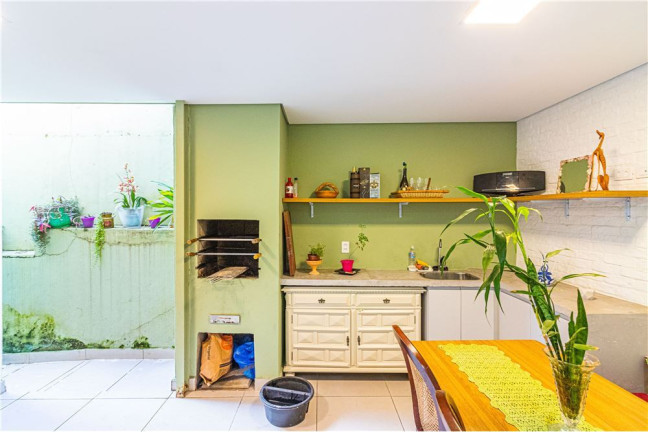 Imagem Casa com 3 Quartos à Venda, em Pinheiros - São Paulo Imagem Casa com 3 Quartos à Venda, em Pinheiros - São Paulo