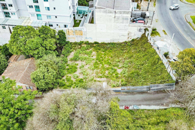 Imagem Terreno à Venda, 537 m² em Tingui - Curitiba Imagem Terreno à Venda, 537 m² em Tingui - Curitiba