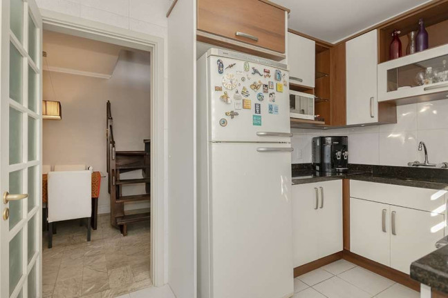 Imagem Apartamento com 2 Quartos à Venda, 5.000 m² em Auxiliadora - Porto Alegre
