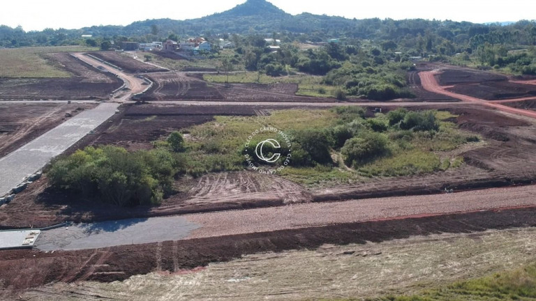 Imagem Terreno à Venda, 375 m² em Diácono João Luiz Pozzobon - Santa Maria Imagem Terreno à Venda, 375 m² em Diácono João Luiz Pozzobon - Santa Maria
