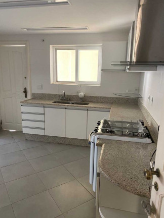 Imagem Casa com 6 Quartos à Venda, 450 m² em Vargem Pequena - Rio De Janeiro Imagem Casa com 6 Quartos à Venda, 450 m² em Vargem Pequena - Rio De Janeiro