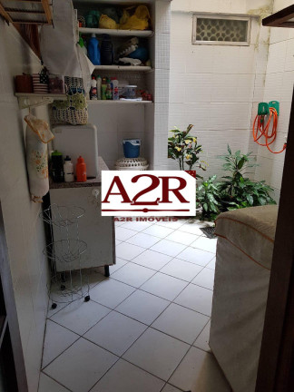 Imagem Casa com 3 Quartos à Venda,  em Angra Dos Reis