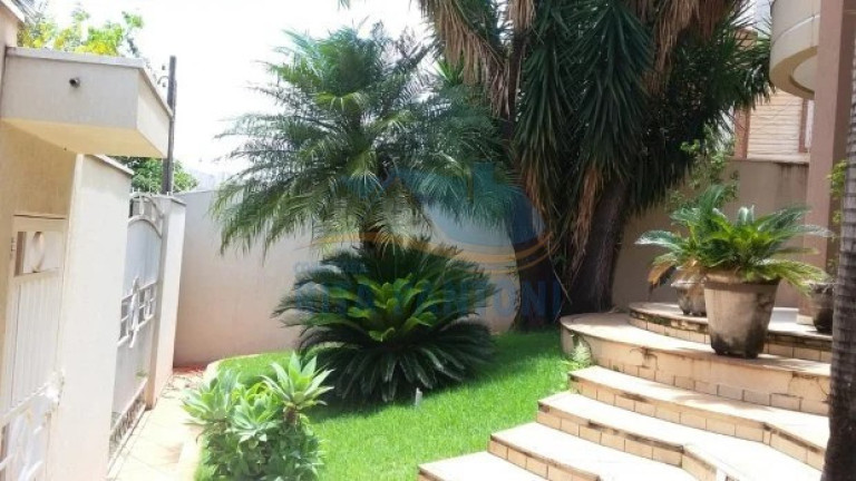 Sobrado com 4 Quartos à Venda, 414 m² em Ribeirânea - Ribeirão Preto