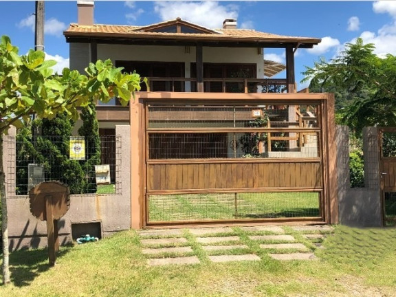 Casa com 3 Quartos à Venda, 297 m² em Ferraz - Garopaba