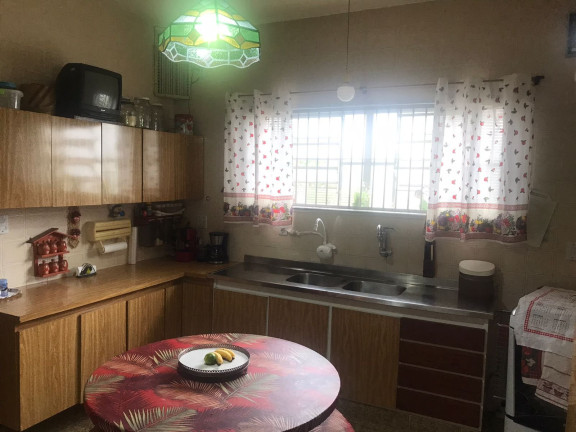 Imagem Casa com 6 Quartos à Venda, 270 m² em Martim De Sá - Caraguatatuba