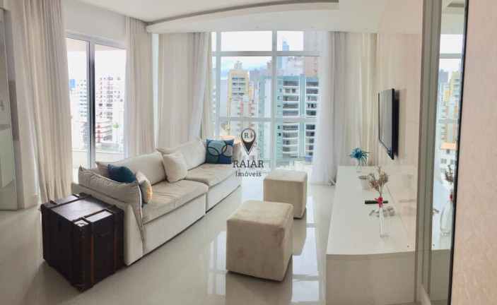 Imagem Apartamento com 3 Quartos à Venda,  em Centro - Balneário Camboriú
